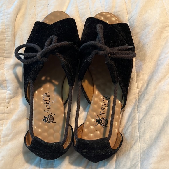 EUC Rare Velvet Sandals - Picture 2 of 4
